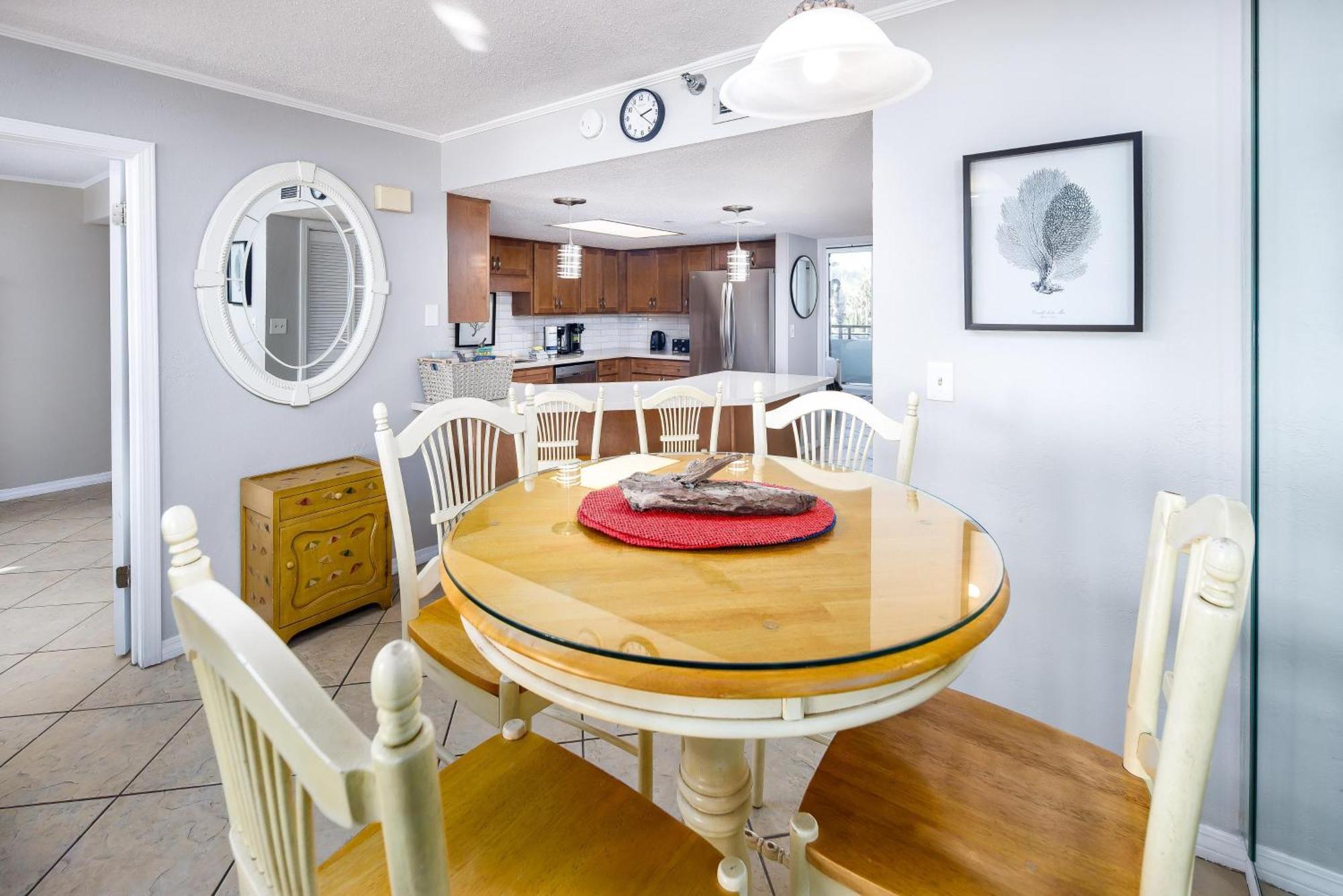 Nautilus 1201 - Gulf Front 2 Bedroom Huge Wrap Around Balcony 2Nd Floor! Fort Walton Beach Esterno foto