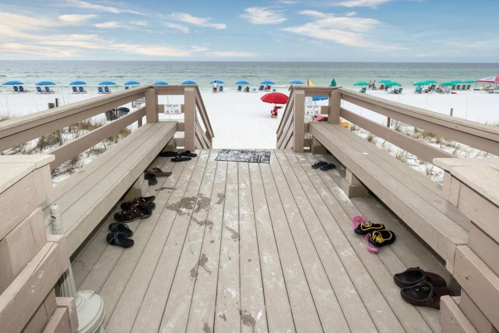 Nautilus 1201 - Gulf Front 2 Bedroom Huge Wrap Around Balcony 2Nd Floor! Fort Walton Beach Esterno foto